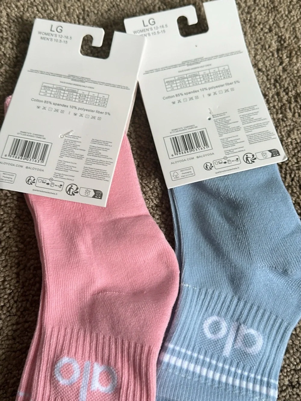 LG Women’s Athletic Crew Socks — Pink & Light Blue